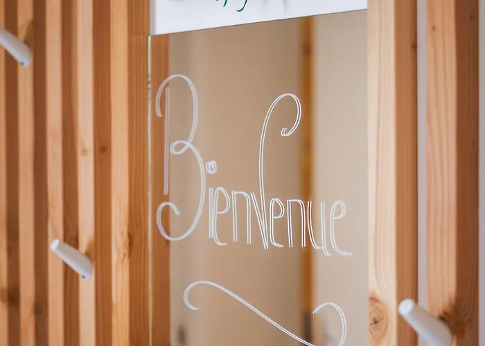 La Parenthese Gemmoise Avec Jacuzzi Privatif * Sainte-Gemme-sur-Loire