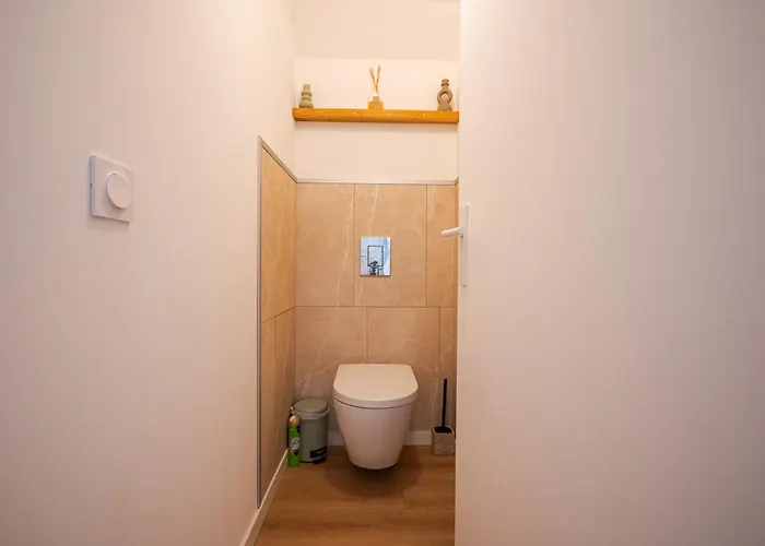 La Parenthese Gemmoise Avec Jacuzzi Privatif דירה