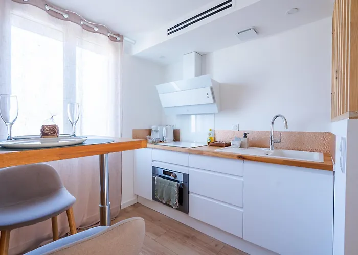 Διαμέρισμα La Parenthese Gemmoise Avec Jacuzzi Privatif *