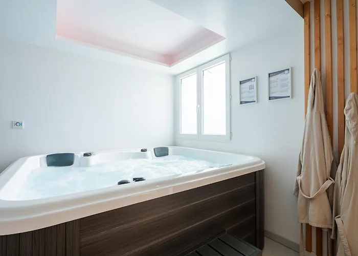 La Parenthese Gemmoise Avec Jacuzzi Privatif דירה *